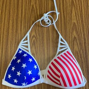 🇺🇸VS Red, White, & Blue Bikini Top 🇺🇸